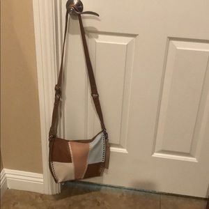 Gorgeous “the sak” leather purse!